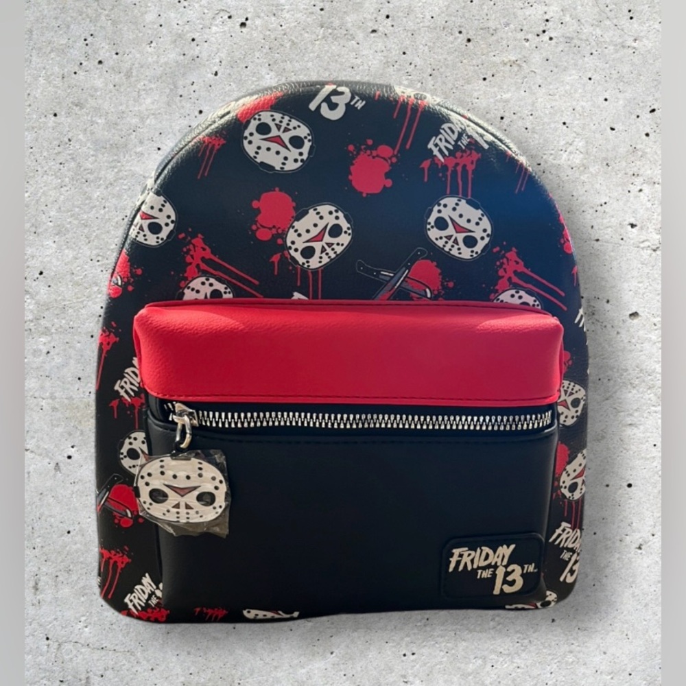 NWT Bioworld Friday the 13th Chibi Jason Mask Backpack - Picture 5 of 10